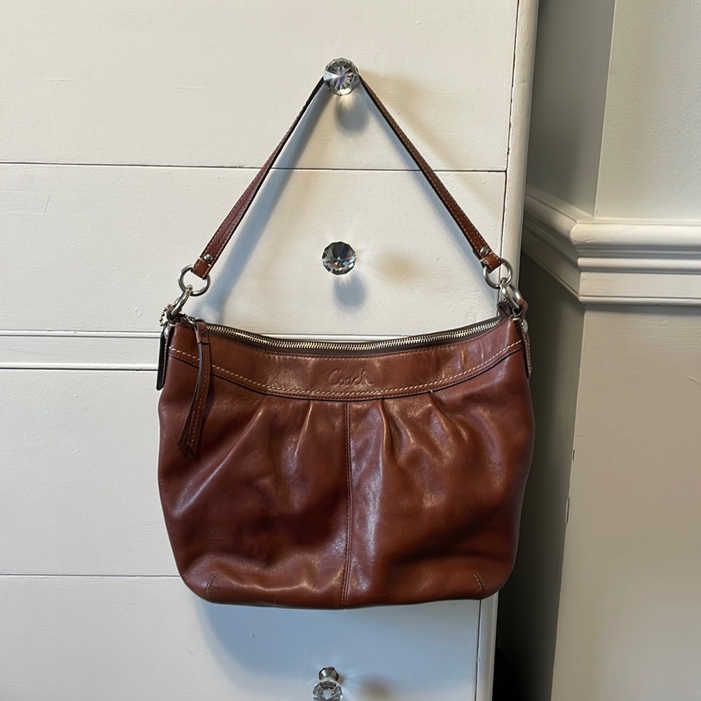 Brown Leather pleated Coach Pocketbook